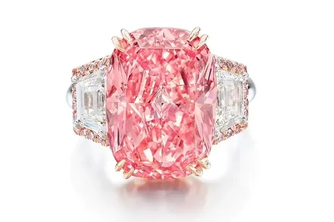 세계에서-가장-비싼-다이아몬드-더-핑크-스타-다이아몬드